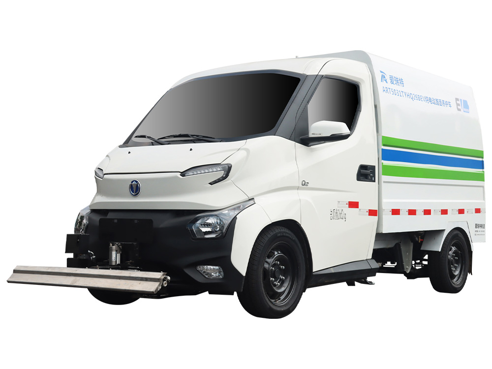 瑞保Q26F純電動路面養(yǎng)護(hù)車